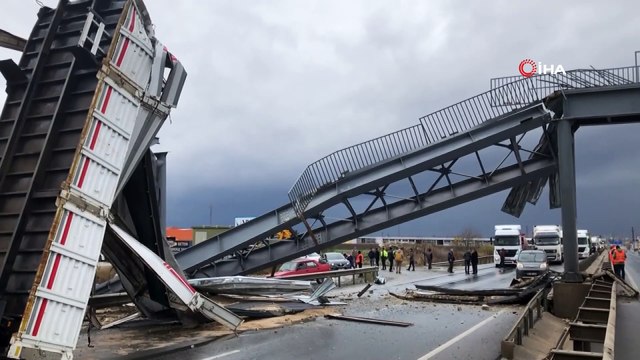 Damperi açık unutulan kamyon karayolunu savaş alanına çevirdi