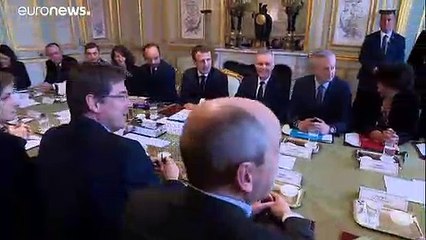 "Желтые жилеты" не намерены сдаваться