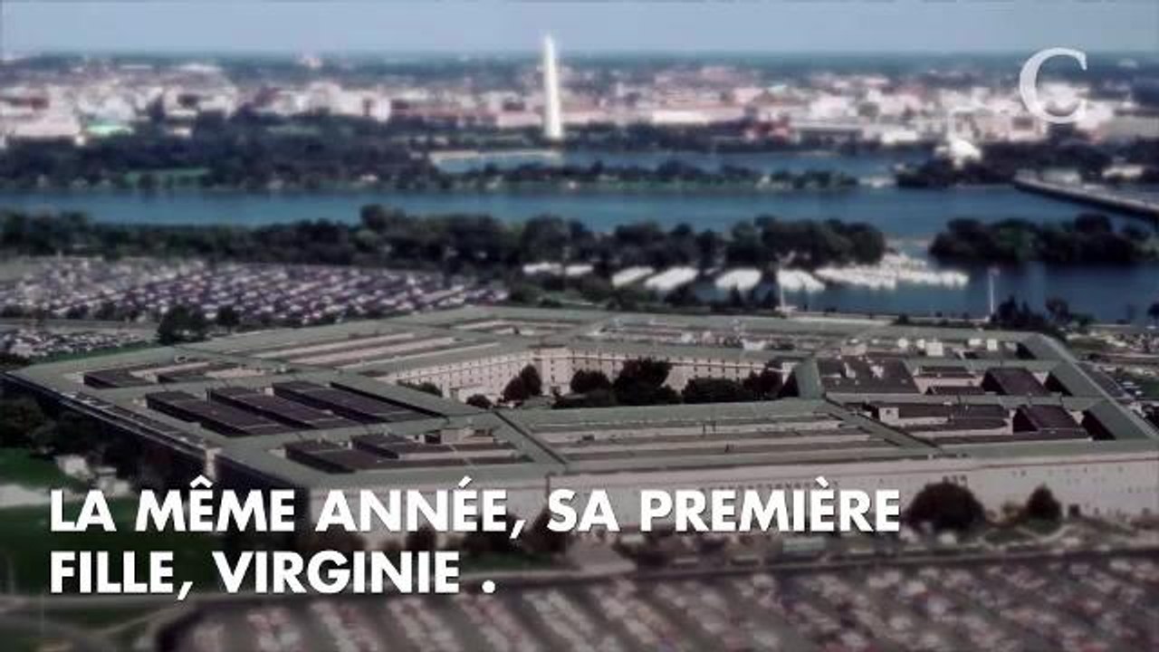 PHOTOS. Gérard Darmon : découvrez ses quatre enfants âgés de 50 ans à 15 mois !