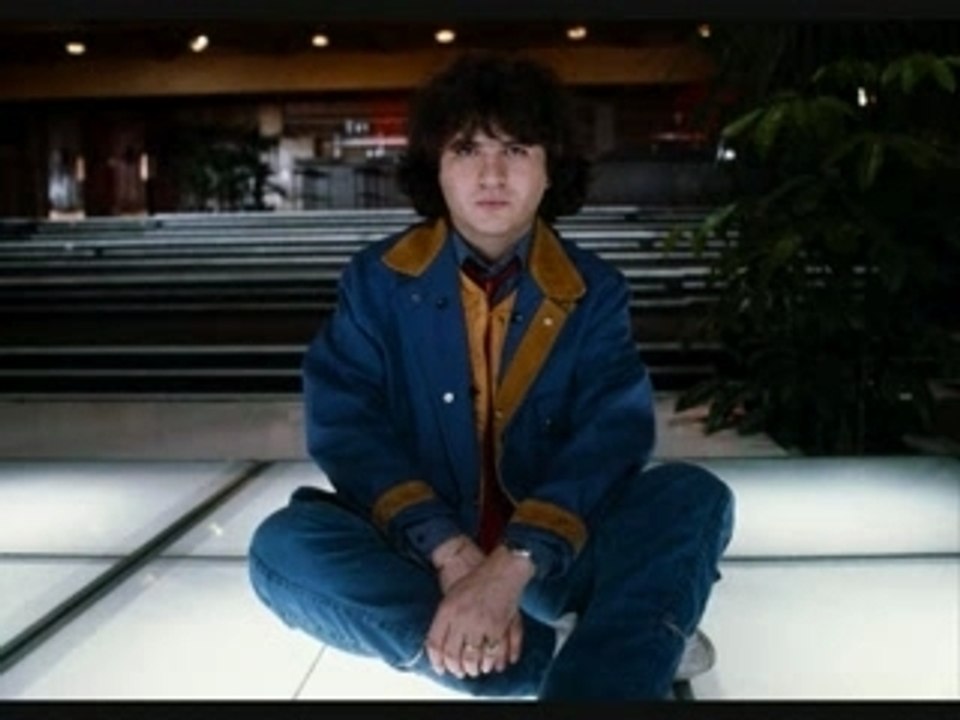 JE M'EMPORTE POUR CE QUI M'IMPORTE