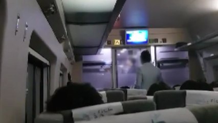 익산역 부근에서 KTX 열차 20여 분간 멈춰 / YTN