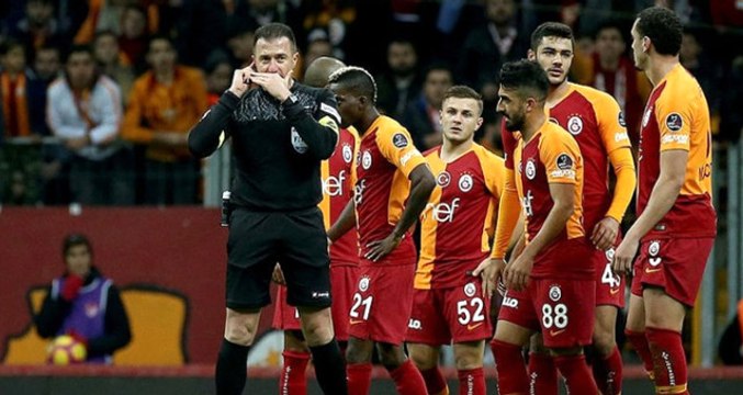 Son Dakika! Kulüpler Birliği, Hüseyin Göçek ve Halis Özkahya Hakkında Düdük Astırma Kararının Geri Çekilmesini Talep Etti