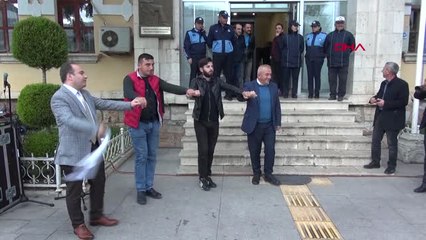 Tokat Yeniden Aday Gösterilen Başkana Davul-Zurnalı Karşılama