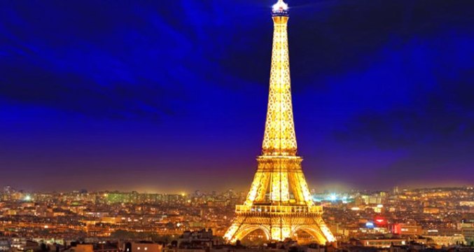 Eyfel Kulesi'nin Merdivenin Bir Parçası 169 Bin Euroya Satıldı