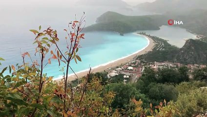 Fethiye'de denizin rengi turkuaza döndü