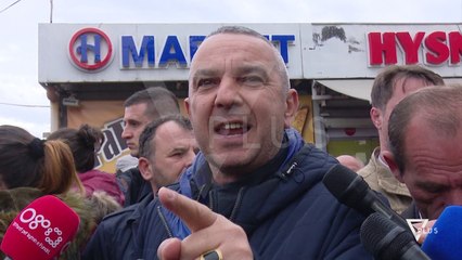 Protestë me flamur në Unazë, bllokohet sërish rruga - News, Lajme - Vizion Plus