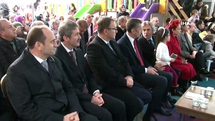 Bakan Selçuk: “Bırakın çocuklar kendi zamanlarını yaşasınlar”