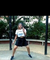 Very hot dance vedio/ leja leja re.. .