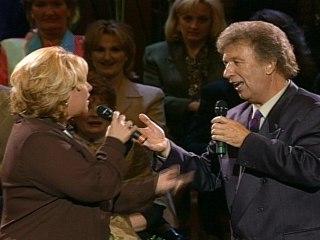 Bill & Gloria Gaither - Right Place, Right Time