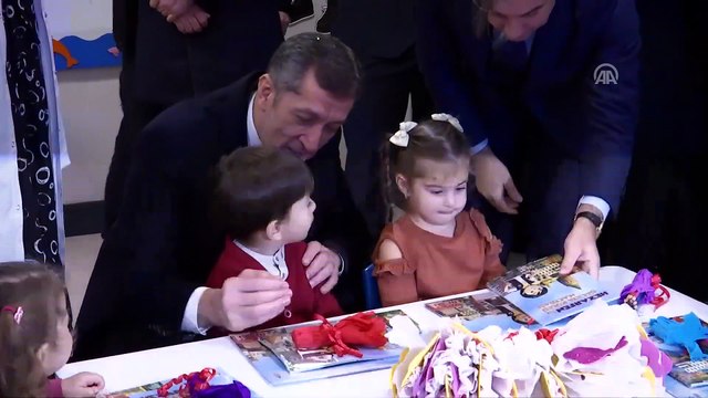 Bakan Selçuk, Hezarfen Anaokuları'nın Kasımpaşa şubesinin açılışına katıldı - İSTANBUL