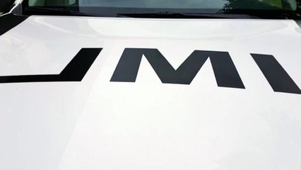 Corpo de homem que morreu em colisão é levado ao IML