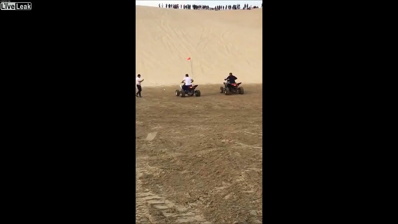 Le choc entre un 4x4 et un Quad sur une dune !