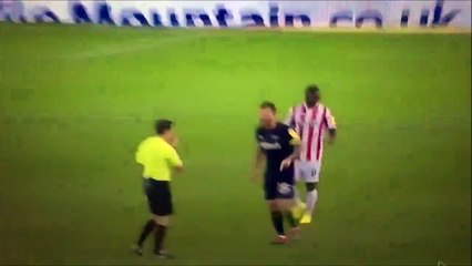 Bradley Johnson biting Joe Allen during Stoke vs Derby!