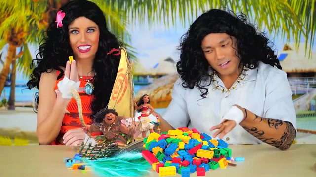 No Thumbs Challenge Moana vs Maui. Totally TV , animated cartoons 2017 & 2018