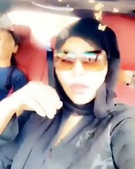 أحلام تثير موجة من السخرية  بحديثها الفرنسية مع زوجها