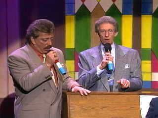 Bill & Gloria Gaither - This World Is Not My Home