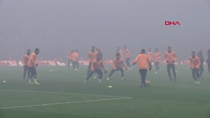 Spor Galatasaray, Derbi Maçın Hazırlıklarını Taraftarı Önünde Tamamladı