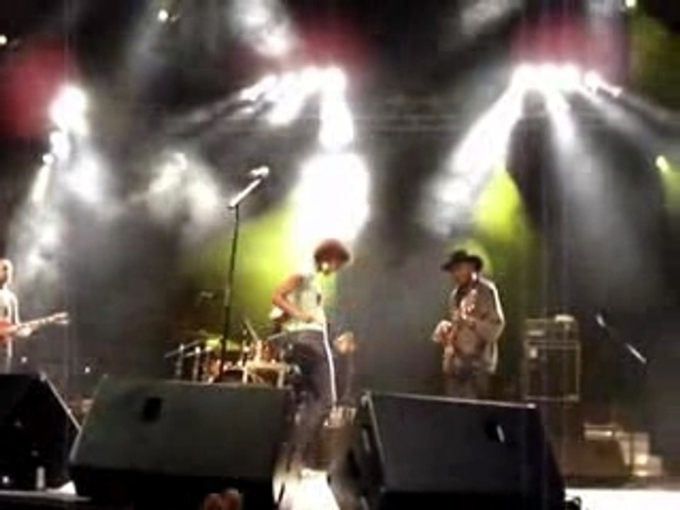 Ayo en live à  arras 2007