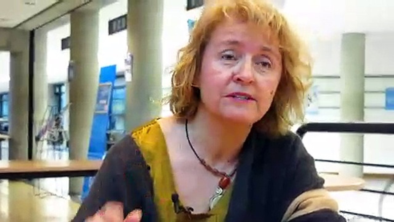 "Bonjour, je m'appelle Laurence Sirac et je suis autiste Asperger"