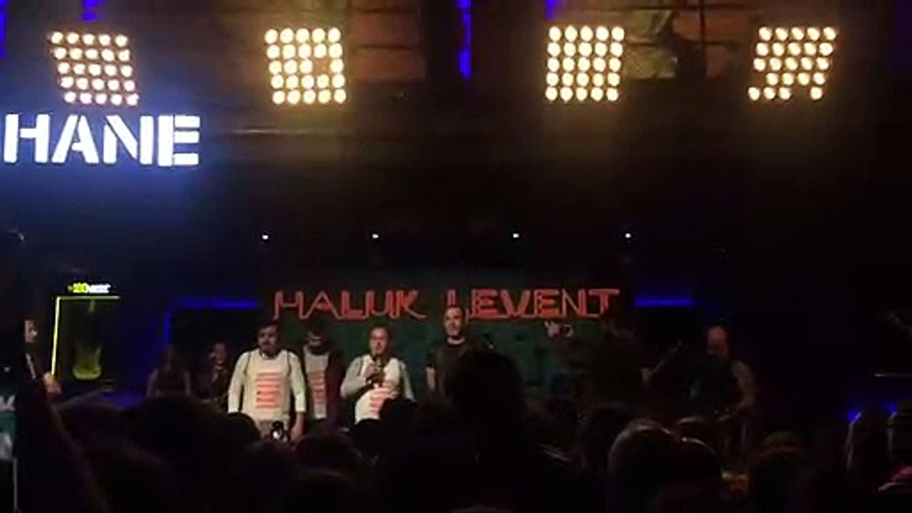 Samsun Makro mağduru işçilere Haluk Levent’ten destek