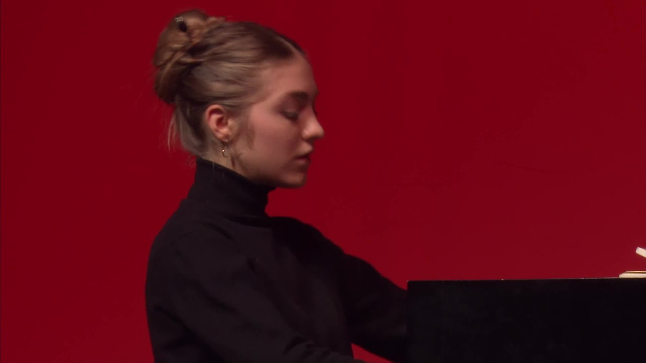 François Couperin : La Ténébreuse (Louise Acabo)