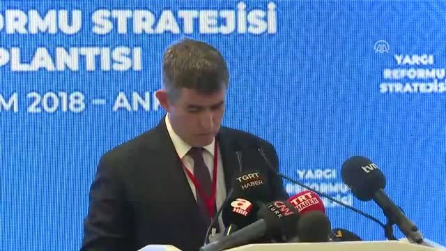 Feyzioğlu: Biz Artık Hukuk Fakültesi Mezunlarının Yeterliliğini Ölçecek Bir Hukuk Devlet...