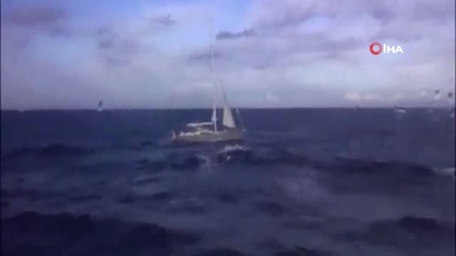 Sicilya Açıklarında 11 Ton Esrar Taşıyan Gemi Yakalandı