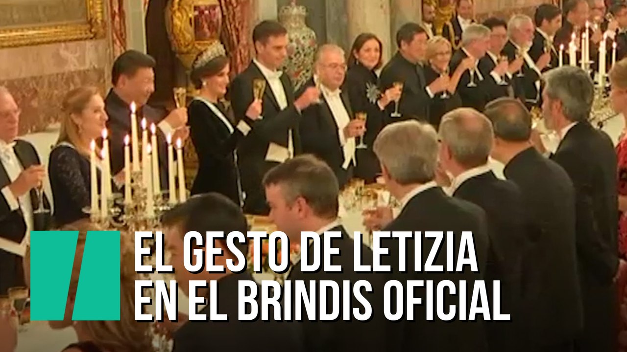 El comentadísimo gesto de Letizia durante este brindis oficial
