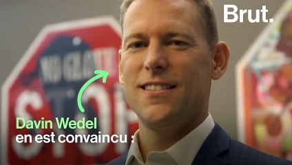 "On répond aux besoins de 80 % des hommes" : sa marque de préservatifs propose soixante tailles différentes