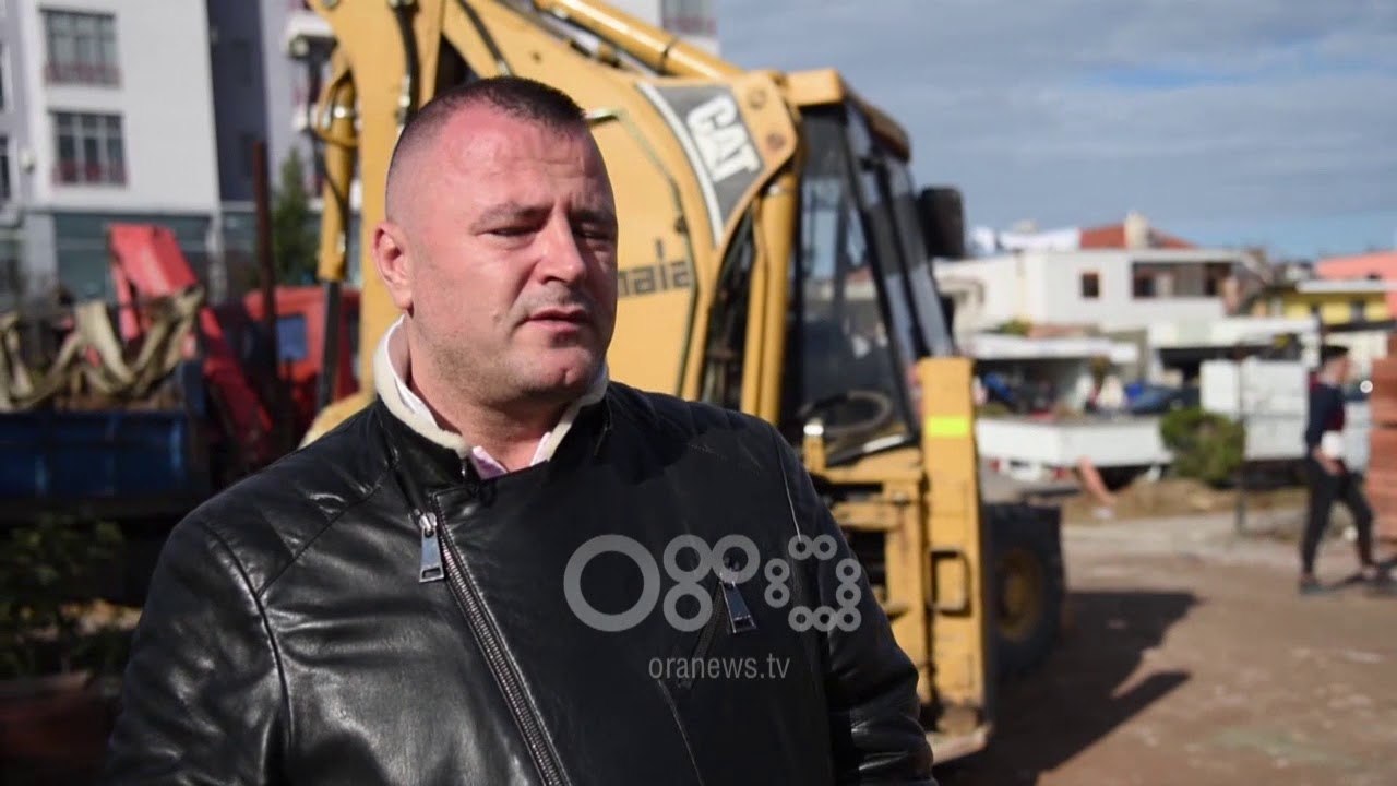 Ora News - Tropojani i provon burrërinë Veliaj, shemb dy objektet pa leje tek Unaza