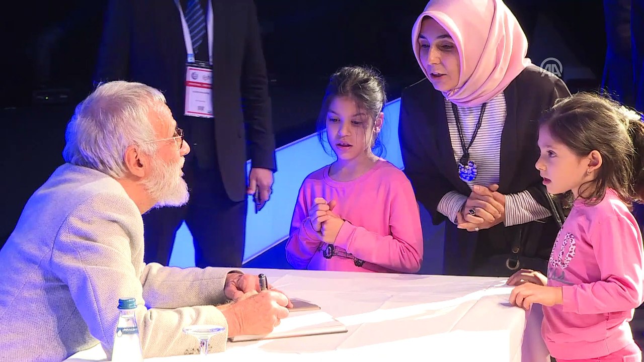 Yusuf İslam sevenleriyle buluştu - İSTANBUL