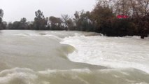 Antalya Manavgat Irmağı'nda Su Yükseldi