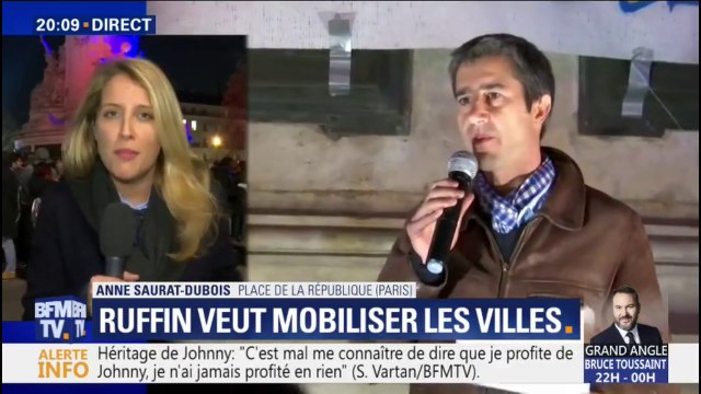 Gilets jaunes: François Ruffin prend la parole place de la République