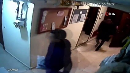 Erkekleri tuzağa düşüren Özbekistan uyruklu kadın yakalandı