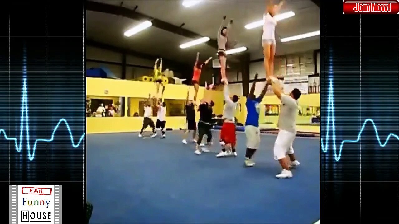 CHEERLEADERS UPSKIRT BEAUTIFUL GIRLS 2018