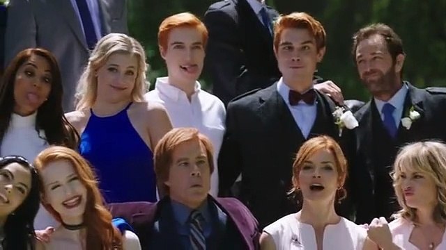 Erros de gravação da segunda temporada de Riverdale.