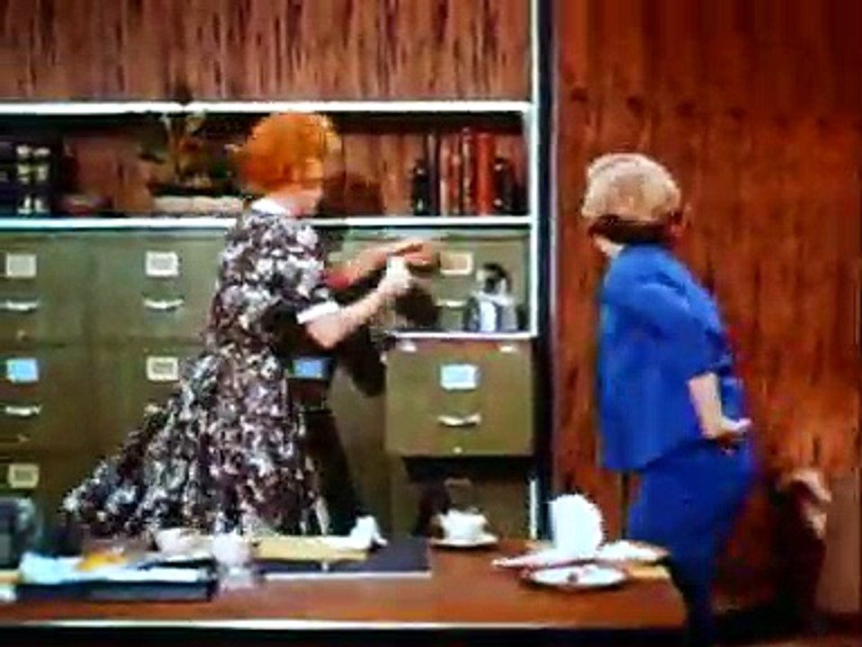 TLS_Lucy_And_The_RingaDing_Ring