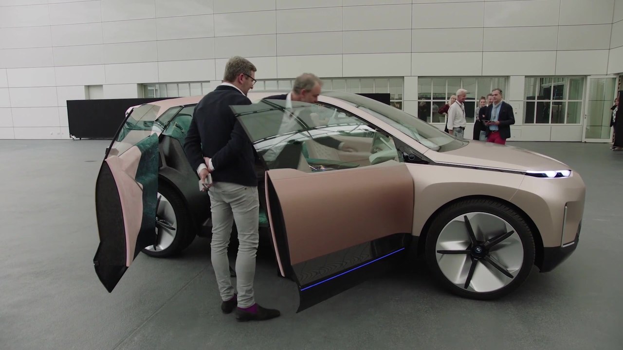 BMW Vision iNEXT. Design Presentation