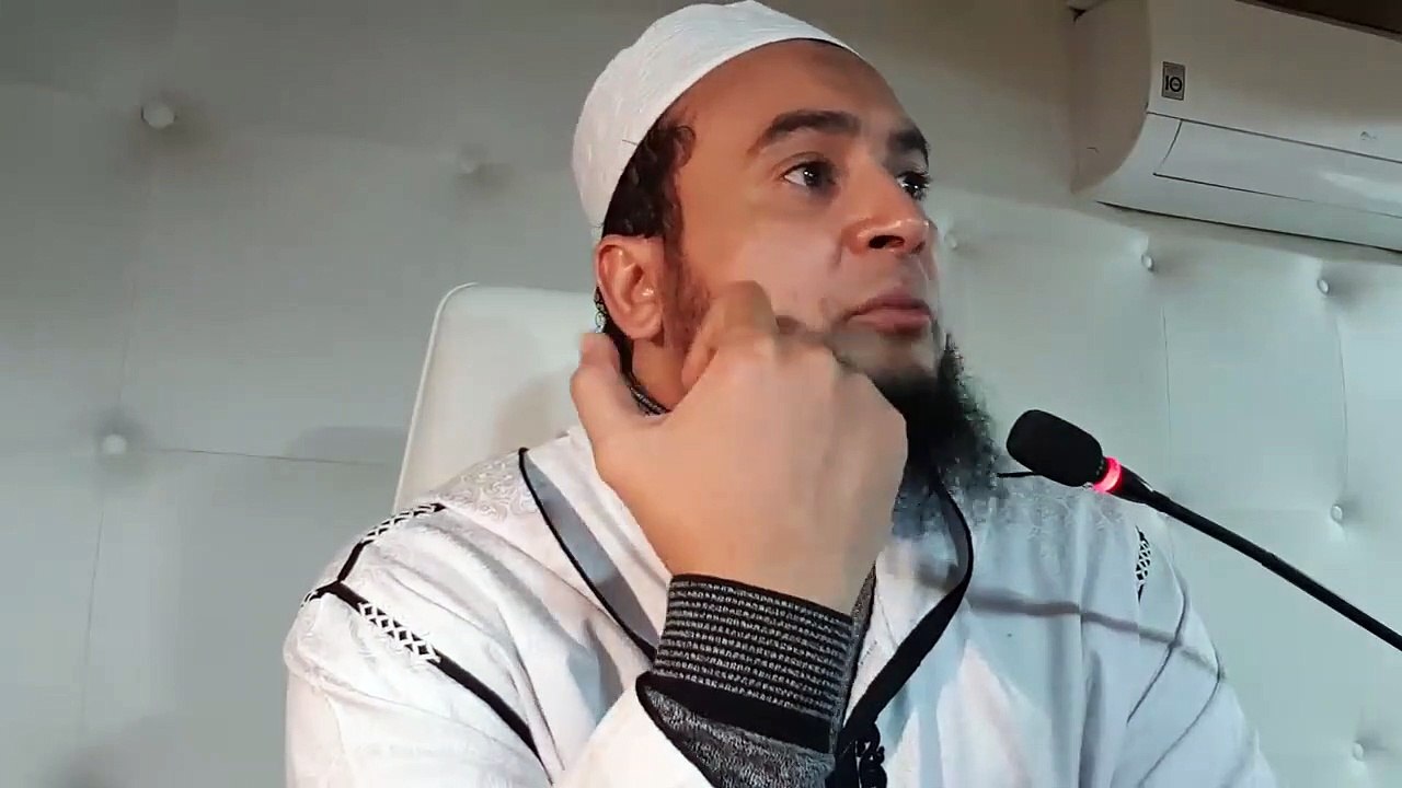 الكشف عن حقيقة الفتن بين الدول و الشعوب من خلال استنطاق ملك من ملوك الجن