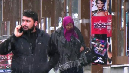 Sarıkamış'ta kar yağışı başladı