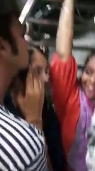 OMG Mumbai Girls In Trains