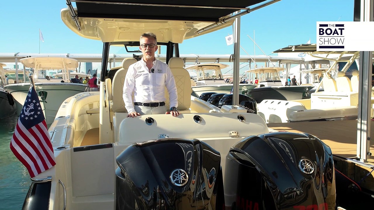 Chris Craft Gamma Miami - 4K - The Boat Show