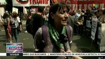 Argentinos desafían amenazas de represión y marchan contra el G20