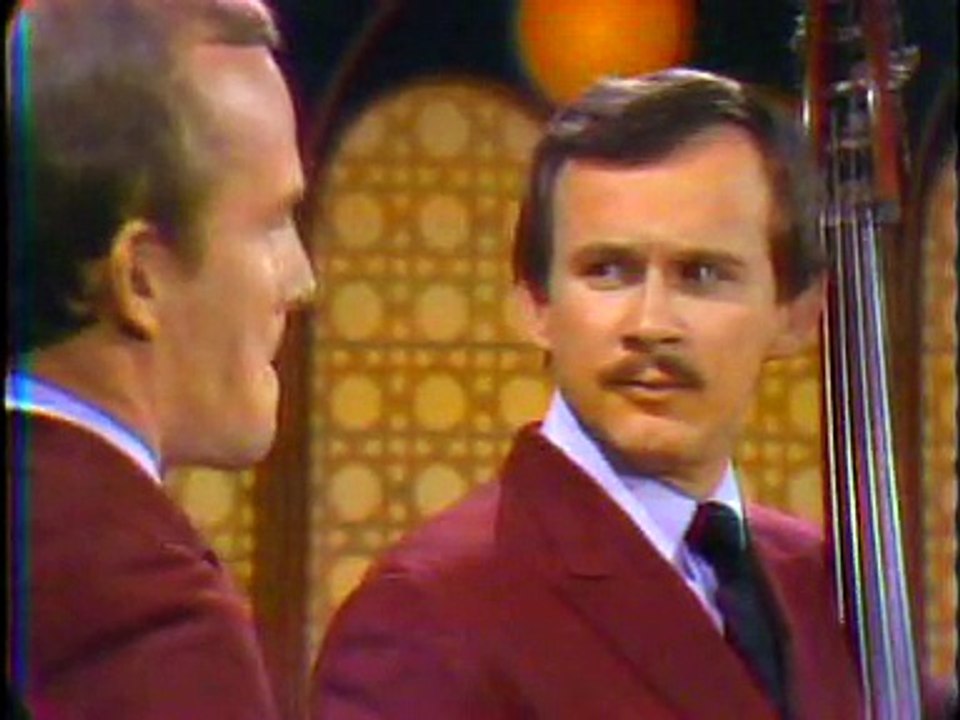 Smothers Brothers Comedy Hour - 221 - Jonathan Winters - Leigh French - Judy Collins