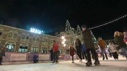 Bis 28. Februar: Eisbahn auf dem Roten Platz