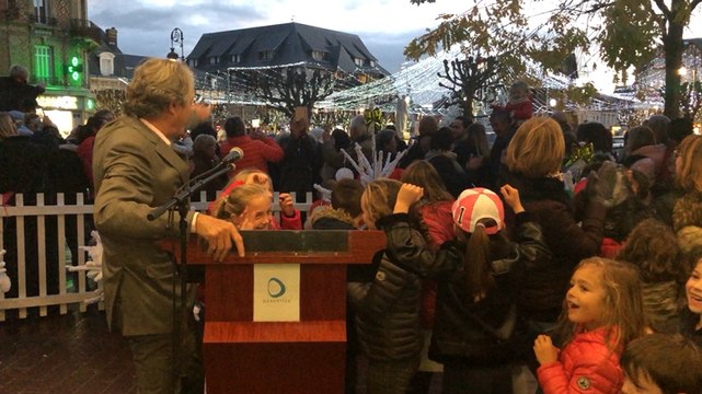 Les lumières de Deauville ont été allumées à 17h30!