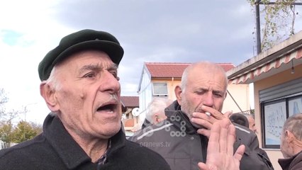 Ora News - Zejmeni dhe fshatrat përreth si në mesjetë, qirinj në vend të dritave