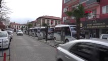 Balıkesir Edremit'te Minibüsçüler Kontak Kapattı