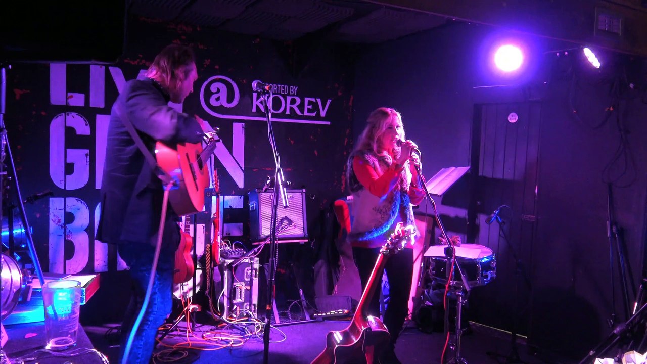 29-11-18 at the Grain Barge Elliot Hall