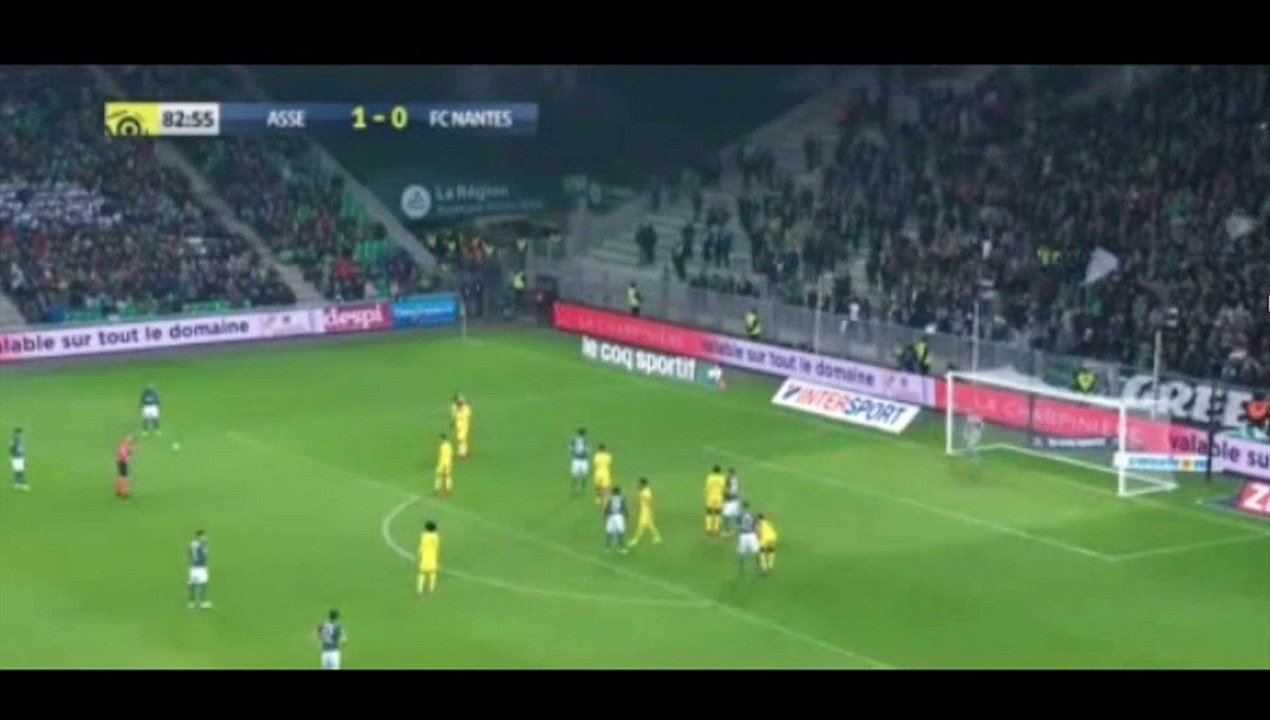Le Magnifique coup franc direct de Khazri vs Nantes
